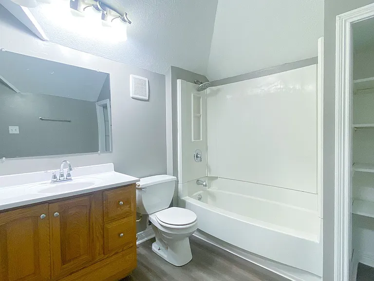 1106 S Buckeye St — Photo 20