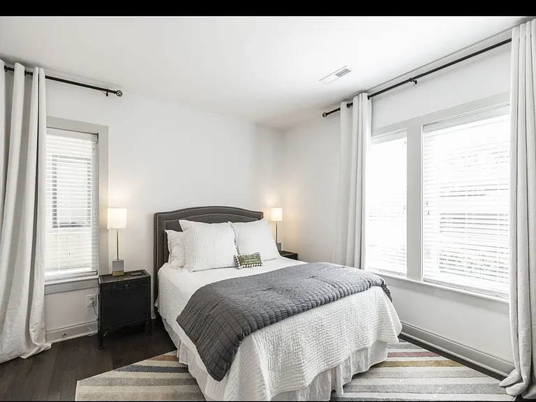 727 Douglas Ave — Photo 8
