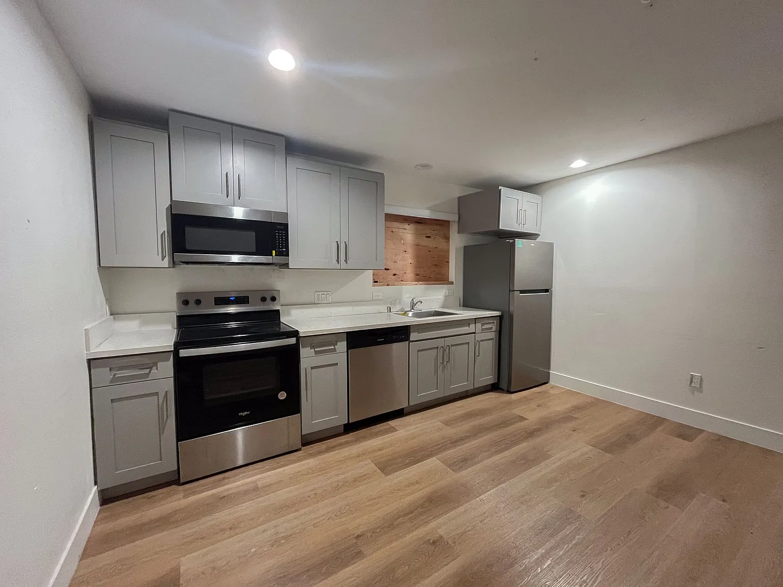 610 N Soto St — Photo 3