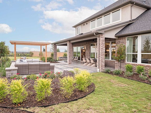 Representative Only Milan Plan Backyard