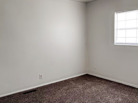 5th image of 844 Ortiz Dr SE APT 1