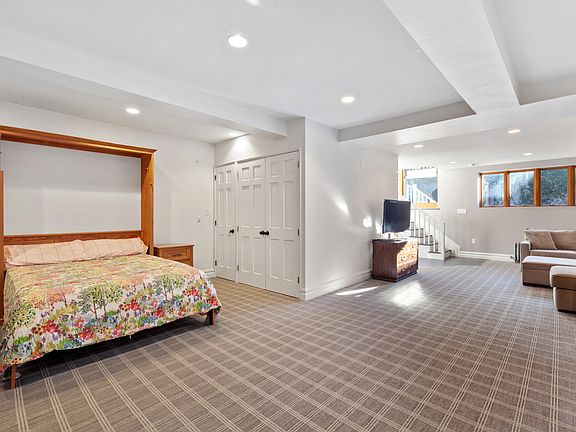 4th image of 21-34 45th Ave #1