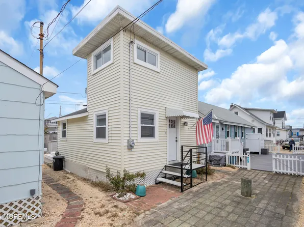29 Shore Villa Road, Seaside Park, NJ 08752