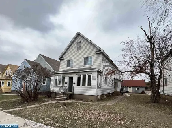 207 7th St S, Virginia, MN 55792