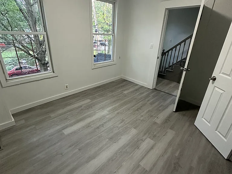 242 Newhall St #1 — Photo 15