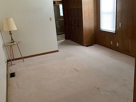 5th image of 500 Stanley Ave