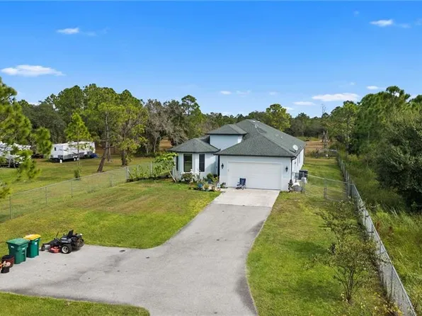 5270 42nd ST NE, NAPLES, FL 34120