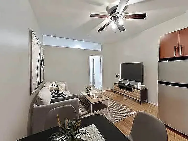 104 Suffolk St #5 — Photo 3