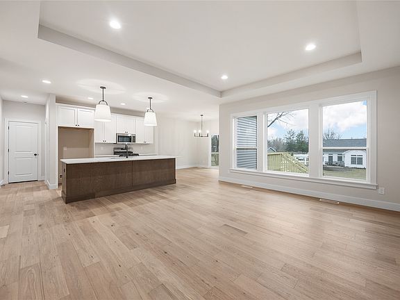 3rd image of 2154 Royal Oak Ridge Rd