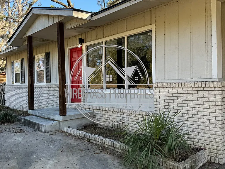 5224 David Dr — Photo 2