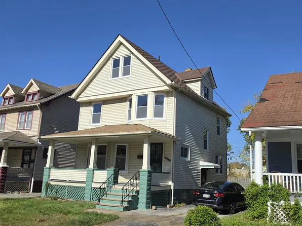 12825 Hlavin Ave, Cleveland, OH 44105