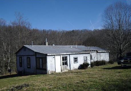 1st image of 124 Millcreek Ln