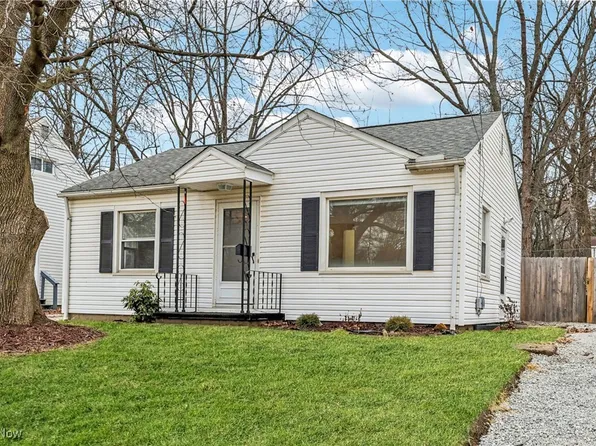 669 Evans Ave, Akron, OH 44310