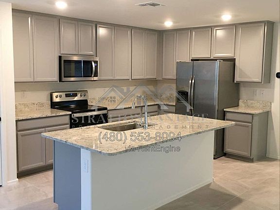 3rd image of 229 N 13th Pl