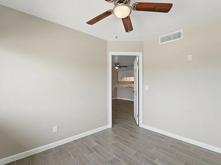 4330 N 5th Ave #105 — Photo 20