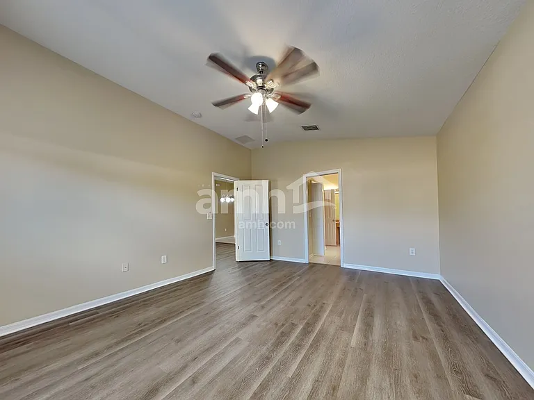 27437 Sugar Loaf Dr — Photo 8