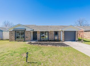 5809 Whitley Rd, Haltom City, TX 76148