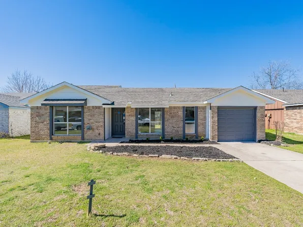 5809 Whitley Rd, Haltom City, TX 76148