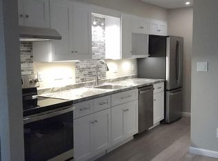 700 15th St APT B, Golden, CO 80401