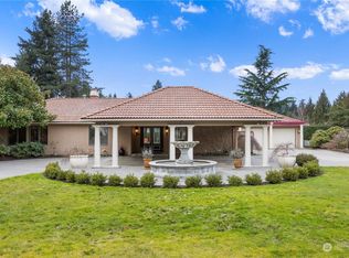 8520 Hunts Point Ln, Hunts Point, WA 98004