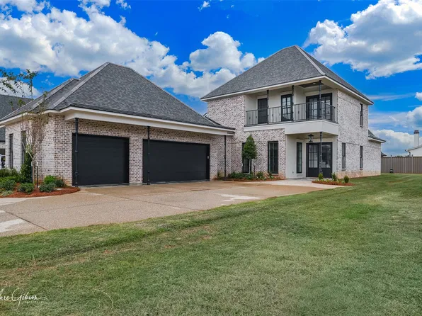 305 Nightfall Ct, Bossier City, LA 71111