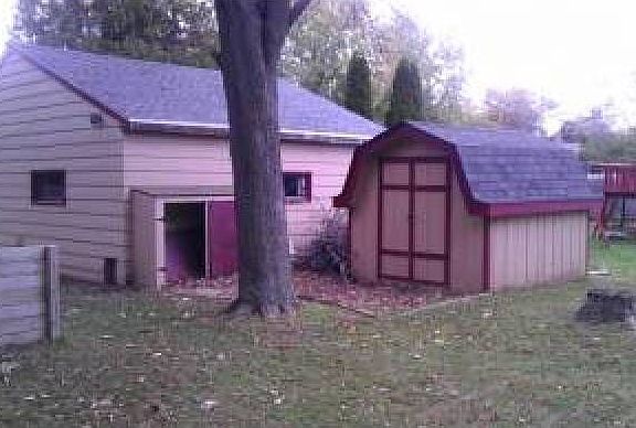 Backyard - Shed & Garage