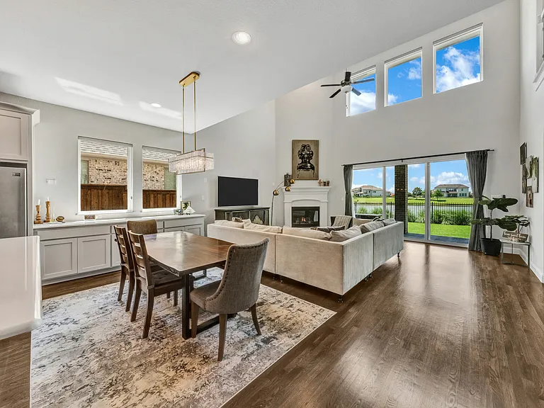 563 Bannerdale Blvd — Photo 10