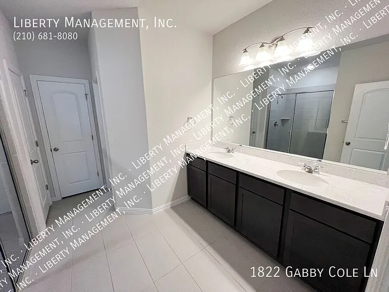 1822 Gabby Cole Ln — Photo 27
