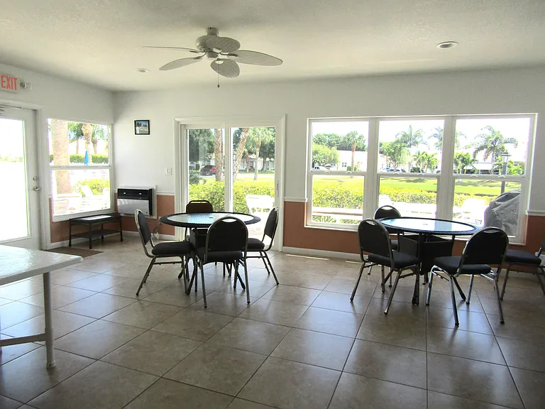 943 Savannas Point Dr #D — Photo 38