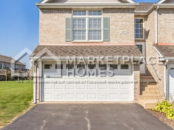 1257 Penny Ln, Dekalb, IL 60115