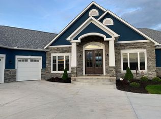 5001 Dixon Rd SW, Pataskala, OH 43062