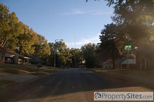 5th image of 1994 Adney Gap Dr