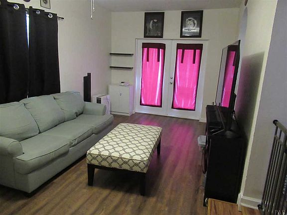 4th image of 110 N Audrey Cir