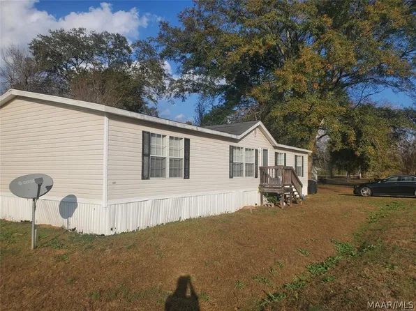 46 Airport St, Centreville, AL 35042