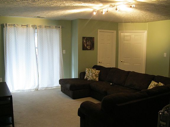 3rd image of 609 Admiral Dr Unit 108