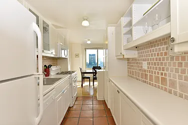 Rented by BSRG Realty