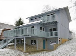 11389 Summer Dr, Delton, MI 49046