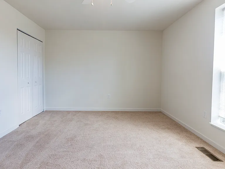 Ash Tree Townhomes — Photo 11