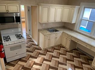 20 W 50th St FLOOR 1, Bayonne, NJ 07002