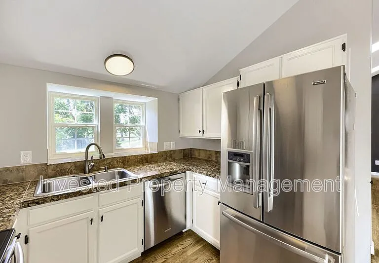 7650 S Steele St — Photo 14