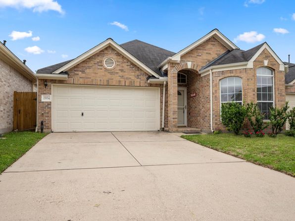 15954 Cottage Ivy Cir