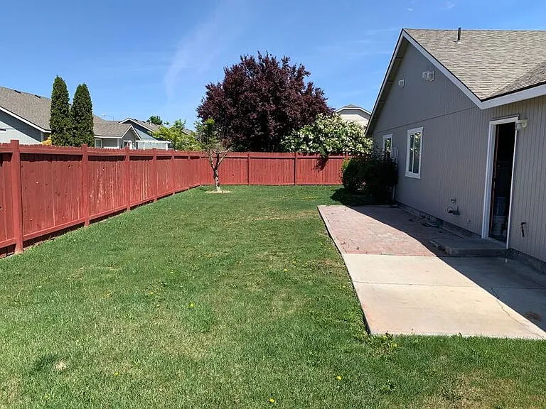 5708 Ochoco Ln — Photo 18