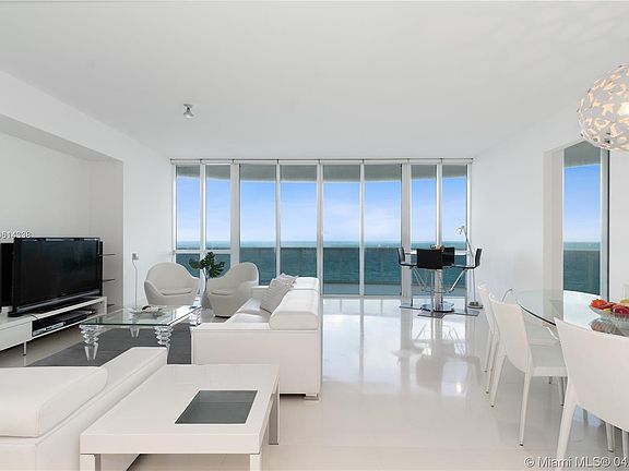 3rd image of 16001 Collins Ave APT 1401