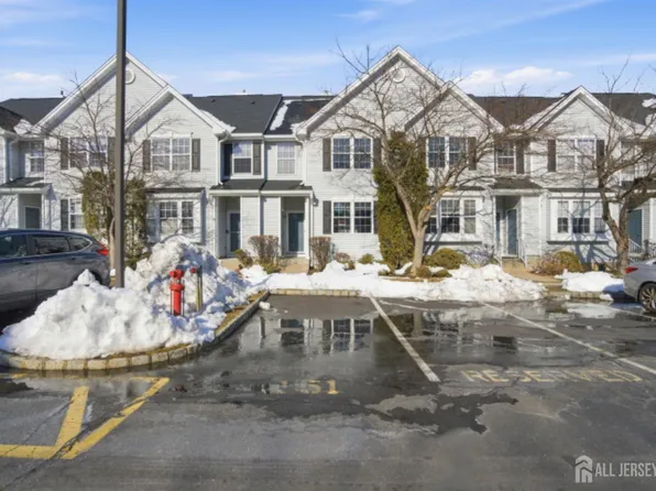 1209 Blossom Cir, Dayton, NJ 08810