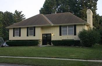 1st image of 605 Crest Dr