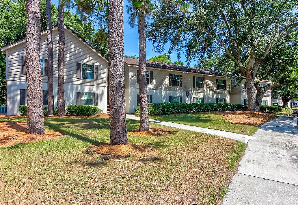 The Dunes Apartments — Photo 3