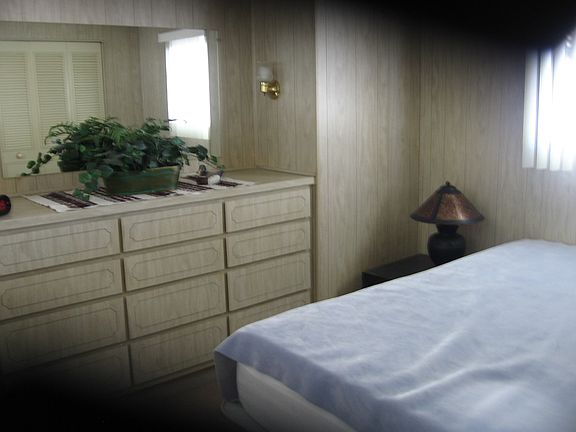 5th image of 150 S Windsor Lot 97