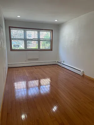 Rented by OOAKB&F INC | media 2