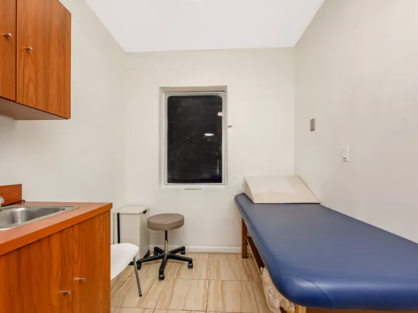 40-10 Forley Street image 22 of 35