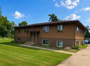 195 Wiley Blvd | Wiley Blvd Apartments, Cedar Rapids, IA 52405